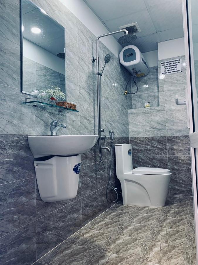 August-Inn Da Lat Hotel Екстериор снимка